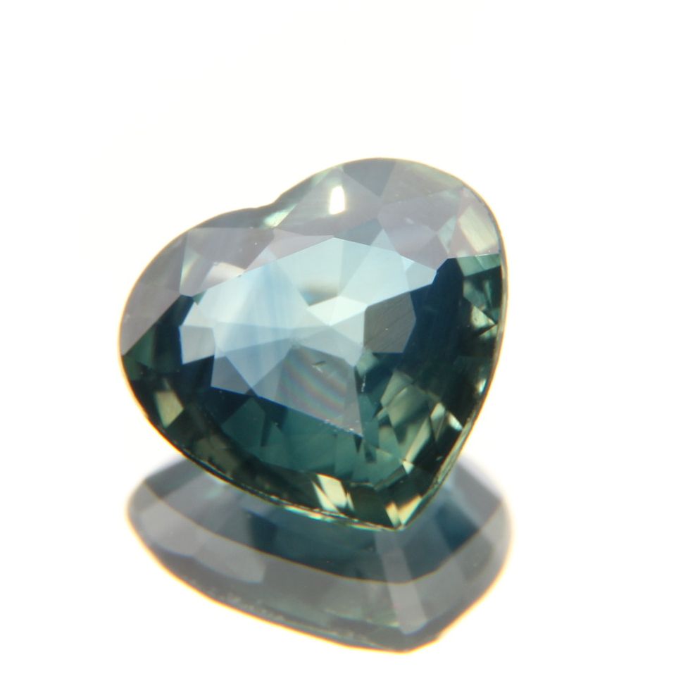 zweifarbiger Saphir 1.04 ct