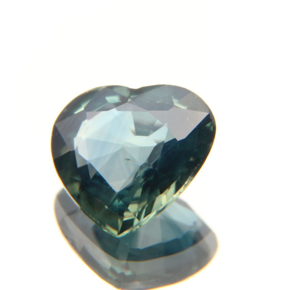 zweifarbiger Saphir 1.04 ct