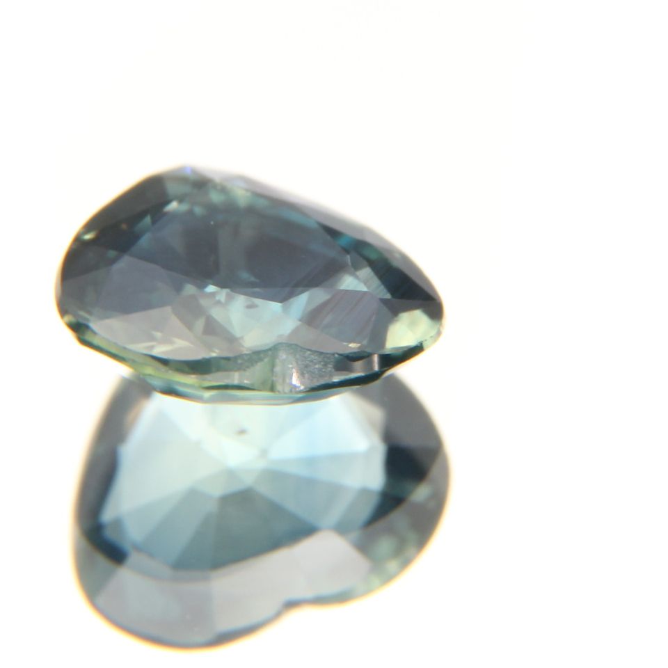 zweifarbiger Saphir 1.04 ct