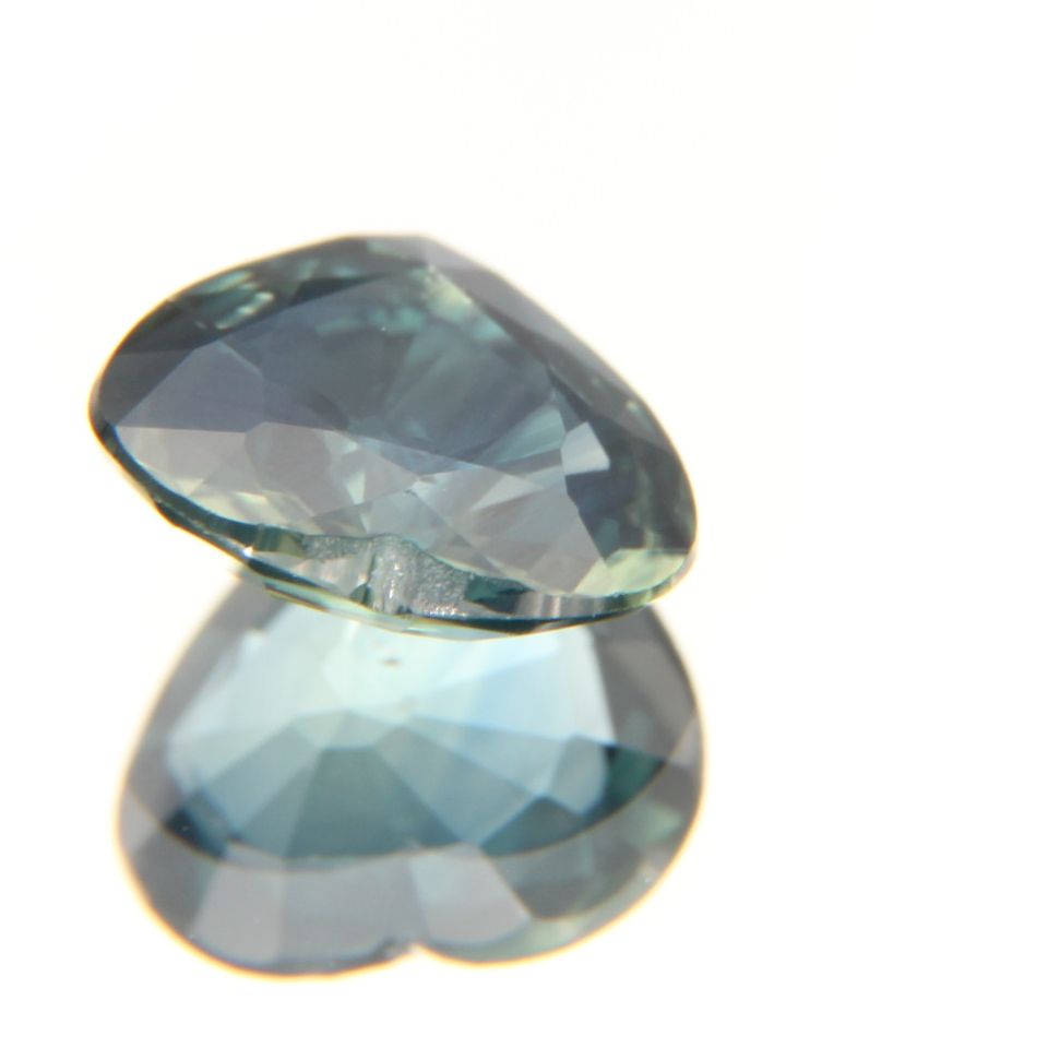 zweifarbiger Saphir 1.04 ct