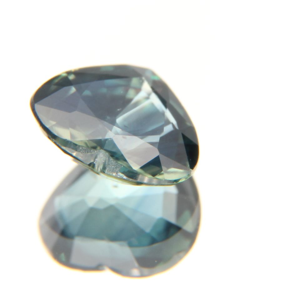 zweifarbiger Saphir 1.04 ct