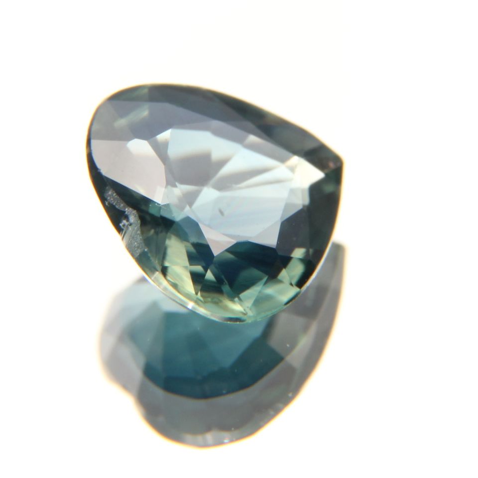 zweifarbiger Saphir 1.04 ct