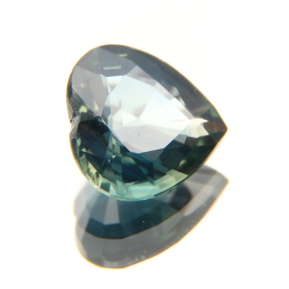 zweifarbiger Saphir 1.04 ct