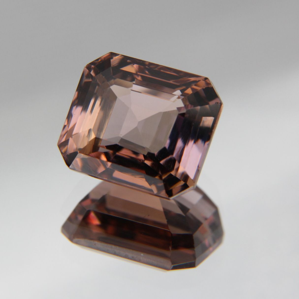 Zoisite 4.38 ct