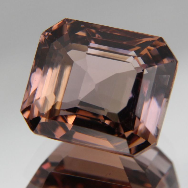 Zoisite 4.38 ct