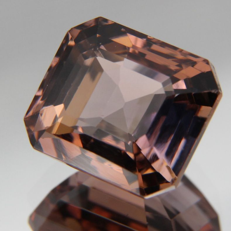 Zoisite 4.38 ct