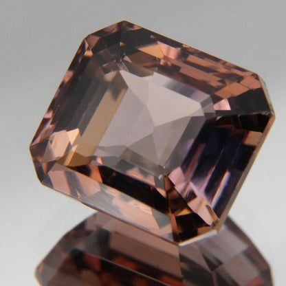 Zoisite 4.38 ct