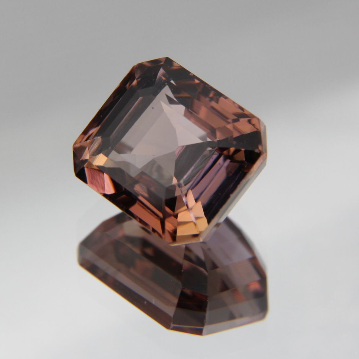 Zoisite 4.38 ct