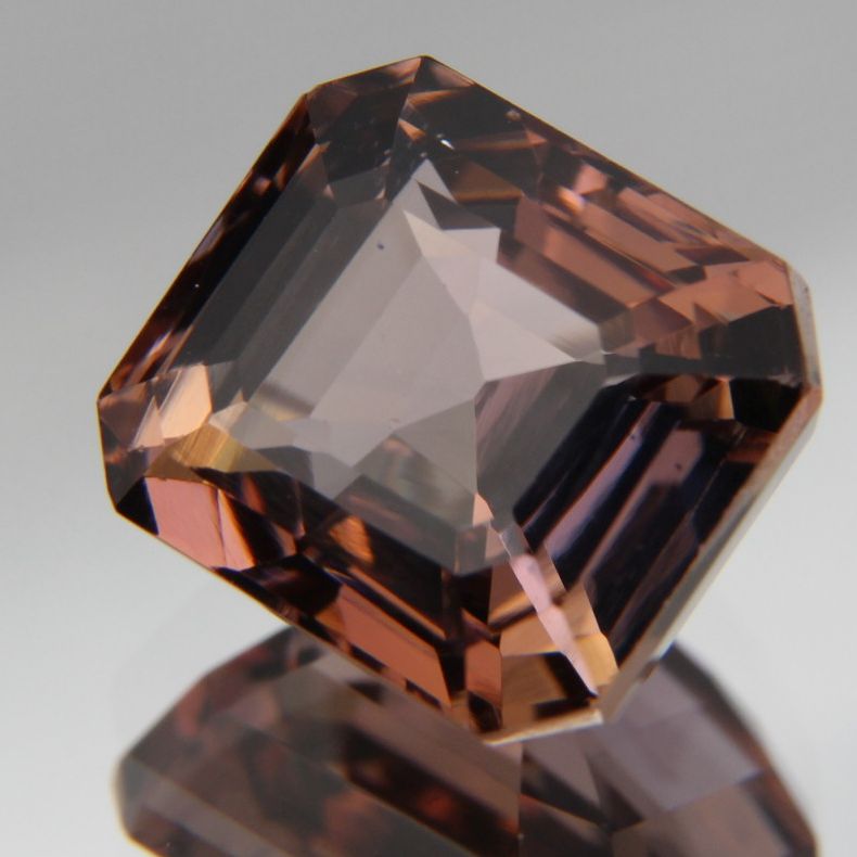 Zoisite 4.38 ct