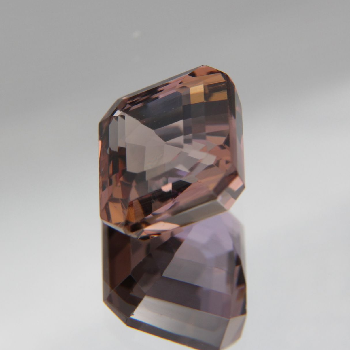 Zoisite 4.38 ct