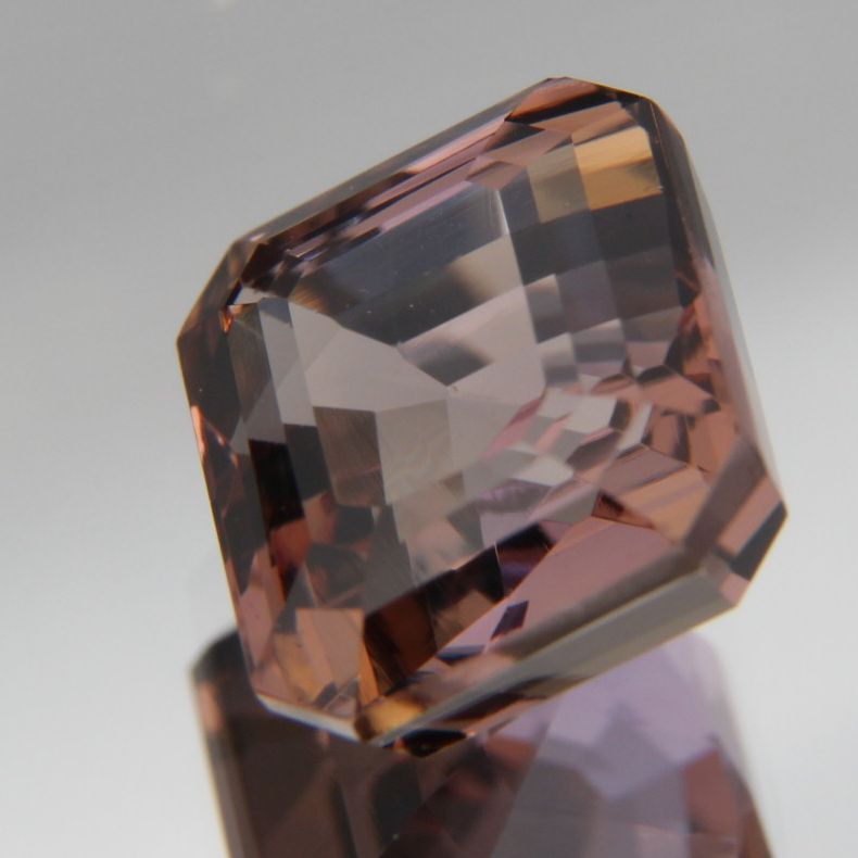 Zoisite 4.38 ct
