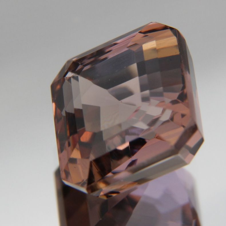 Zoisite 4.38 ct