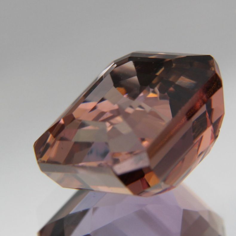 Zoisite 4.38 ct