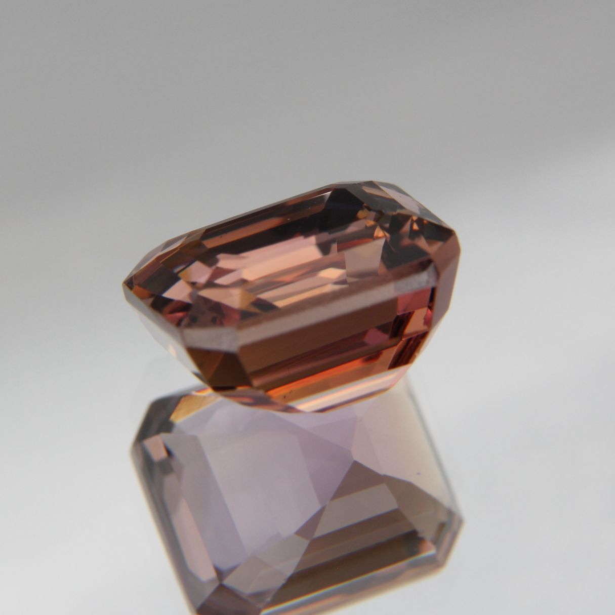 Zoisite 4.38 ct