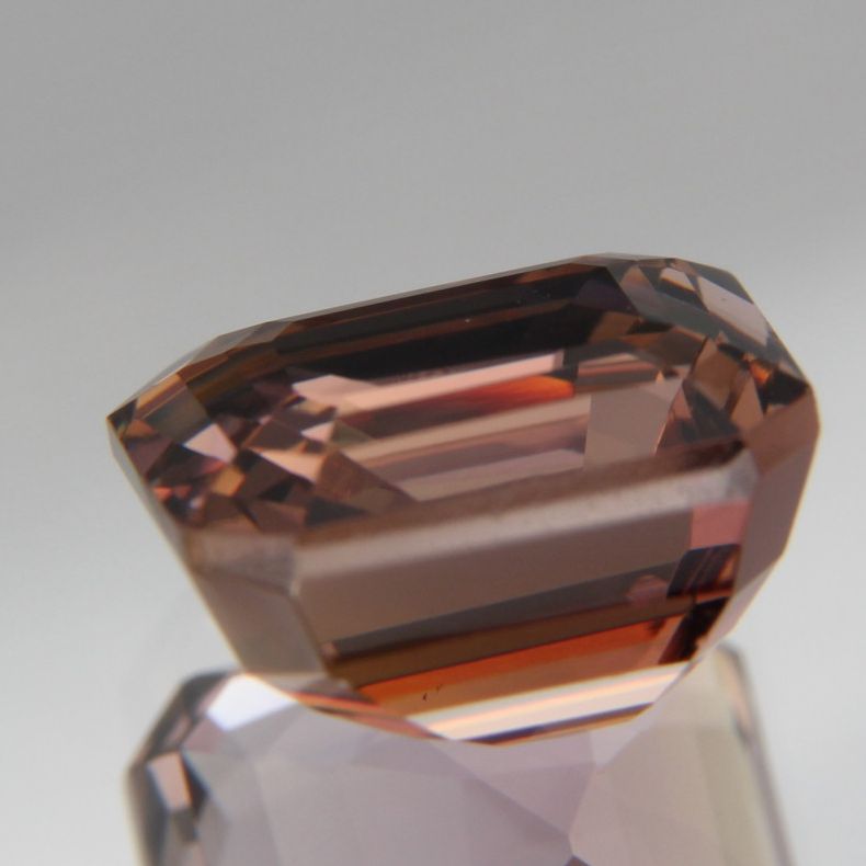 Zoisite 4.38 ct