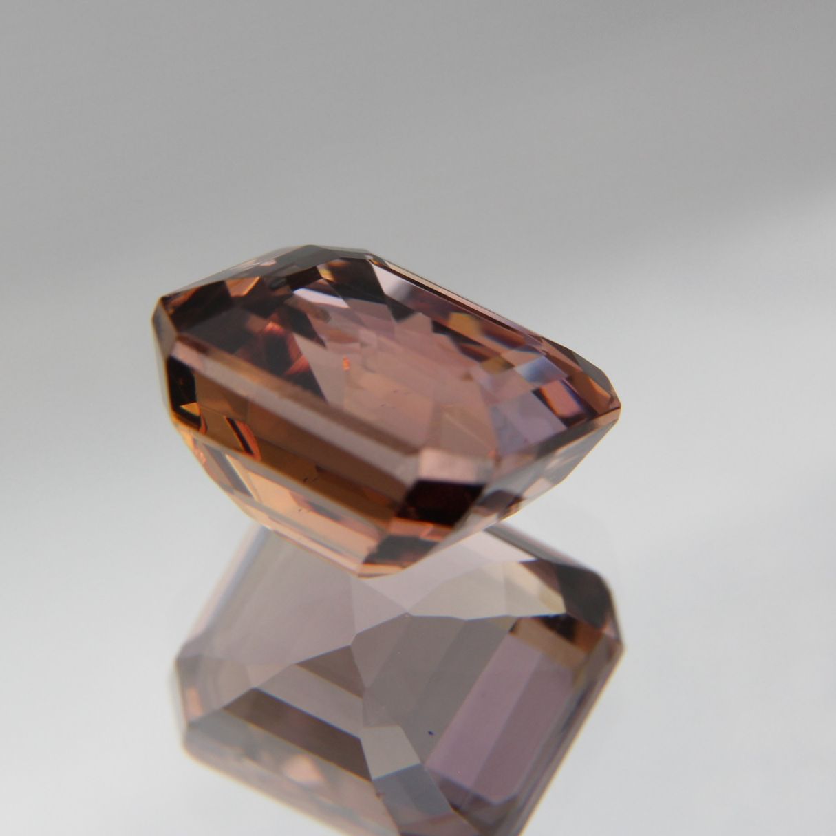Zoisite 4.38 ct