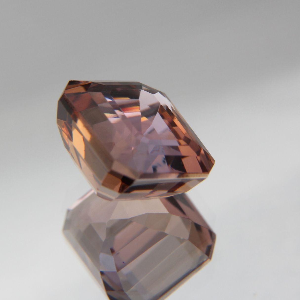 Zoisite 4.38 ct
