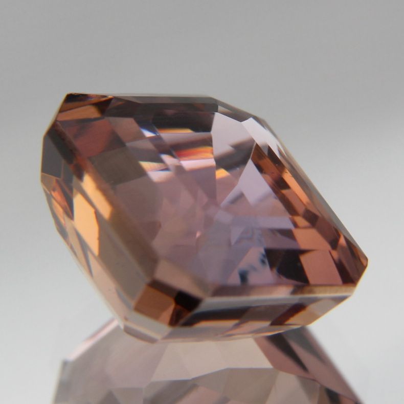 Zoisite 4.38 ct