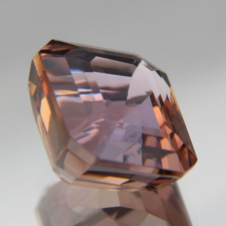 Zoisite 4.38 ct