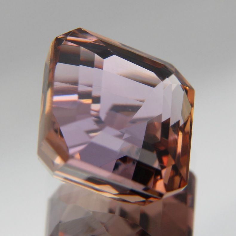 Zoisite 4.38 ct