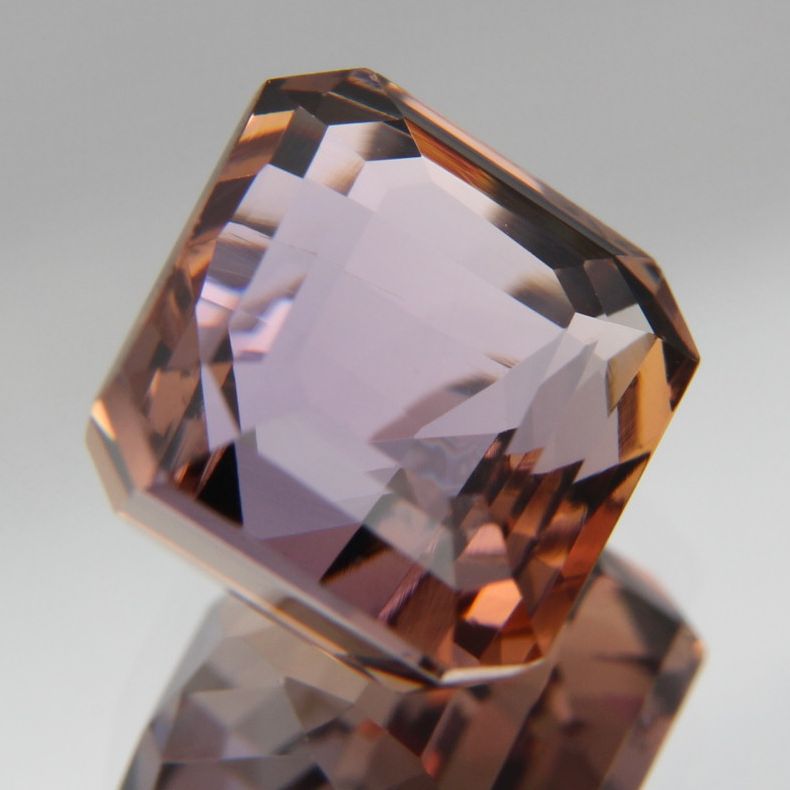 Zoisite 4.38 ct